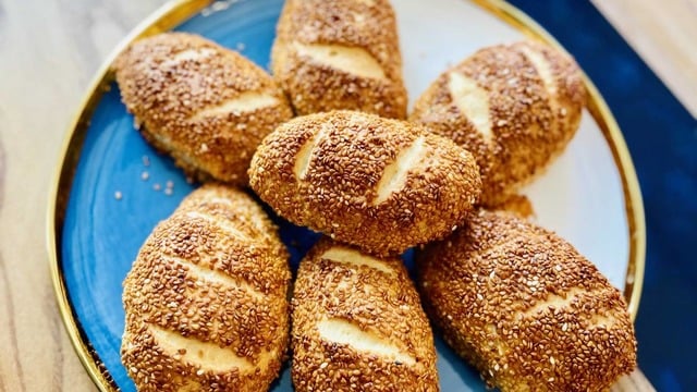 Evde Hazırlanan: Kaşarlı Simit