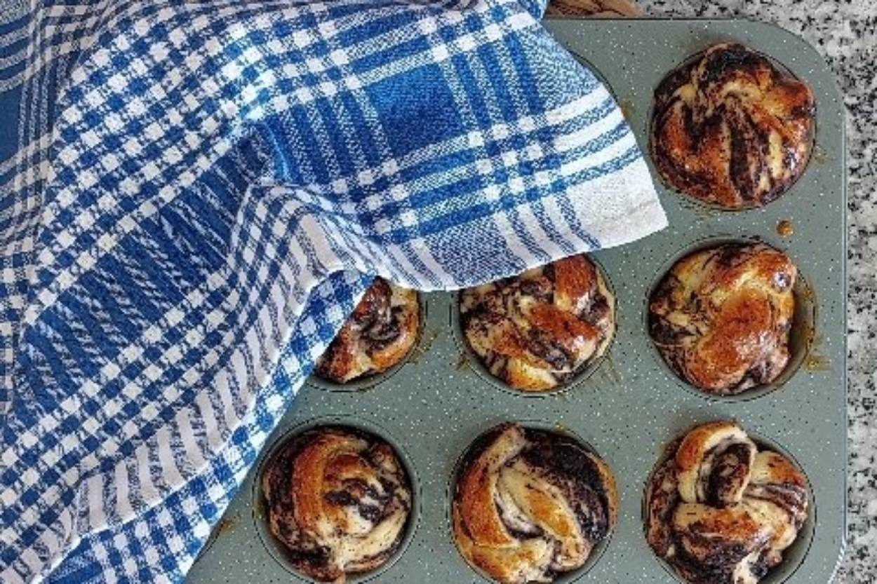 Görünümü Farklı: Zeytin Ezmeli Örgü Poğaça