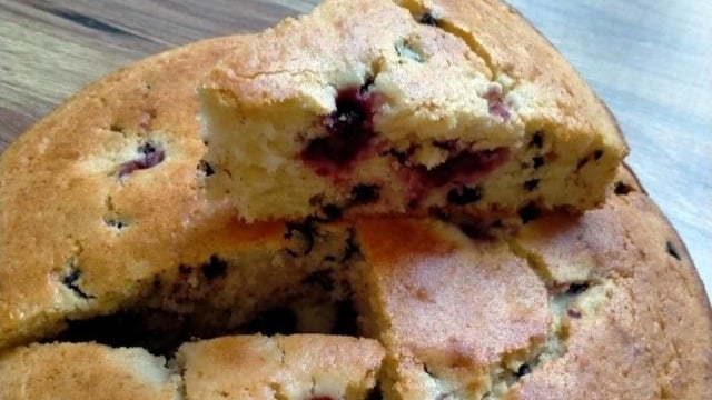Kokusu Mis: Böğürtlenli ve Limonlu Kek