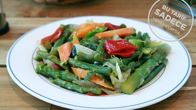 Namlı Gurme'den: Kuşkonmaz Salatası