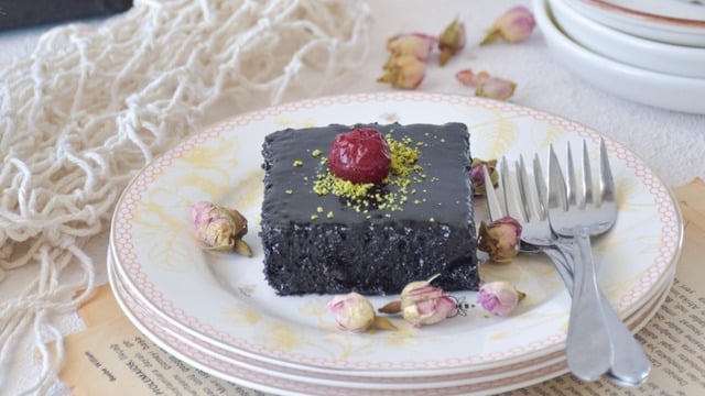 Lezzet Şöleni: Browni Tadında Islak Kek