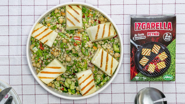 En Doyurucu Salata: Kuskuslu Izgarella Salata