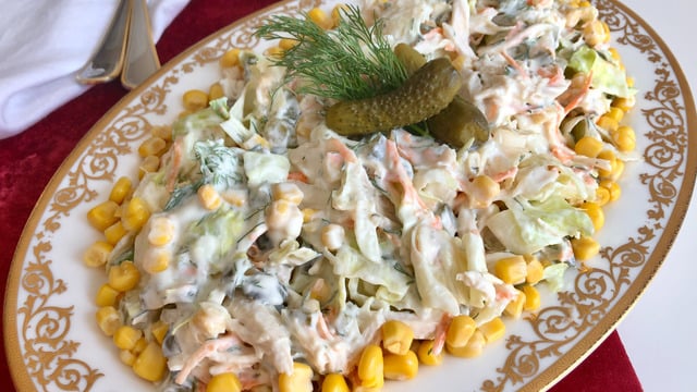 Görsel Şölen: Icebergli Tavuklu Salata