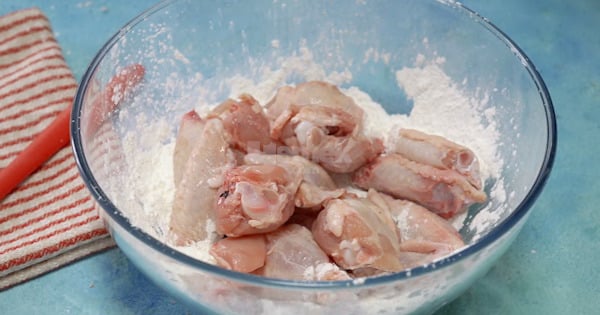 buffalo-soslu-tavuk-kanatlari-2