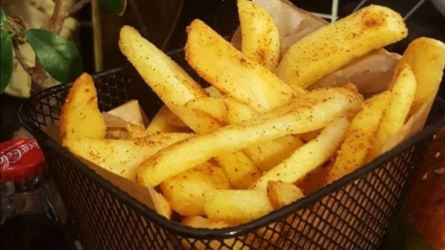 Yemeye Doyulmaz: Baharatlı Patates Kızartması