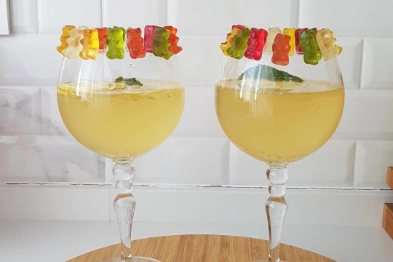 Ferahlık Katan: Ballı Zencefilli Soda