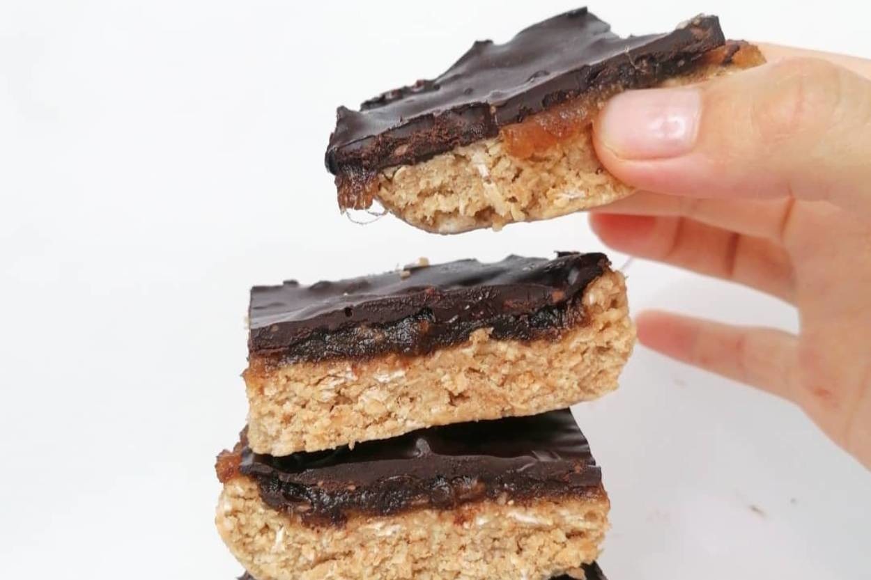 Tatlı İhtiyacını Alan: Yulaflı Fit Bar