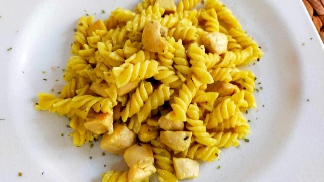 Miniklerin de Favorisi: Kremalı Tavuklu Makarna