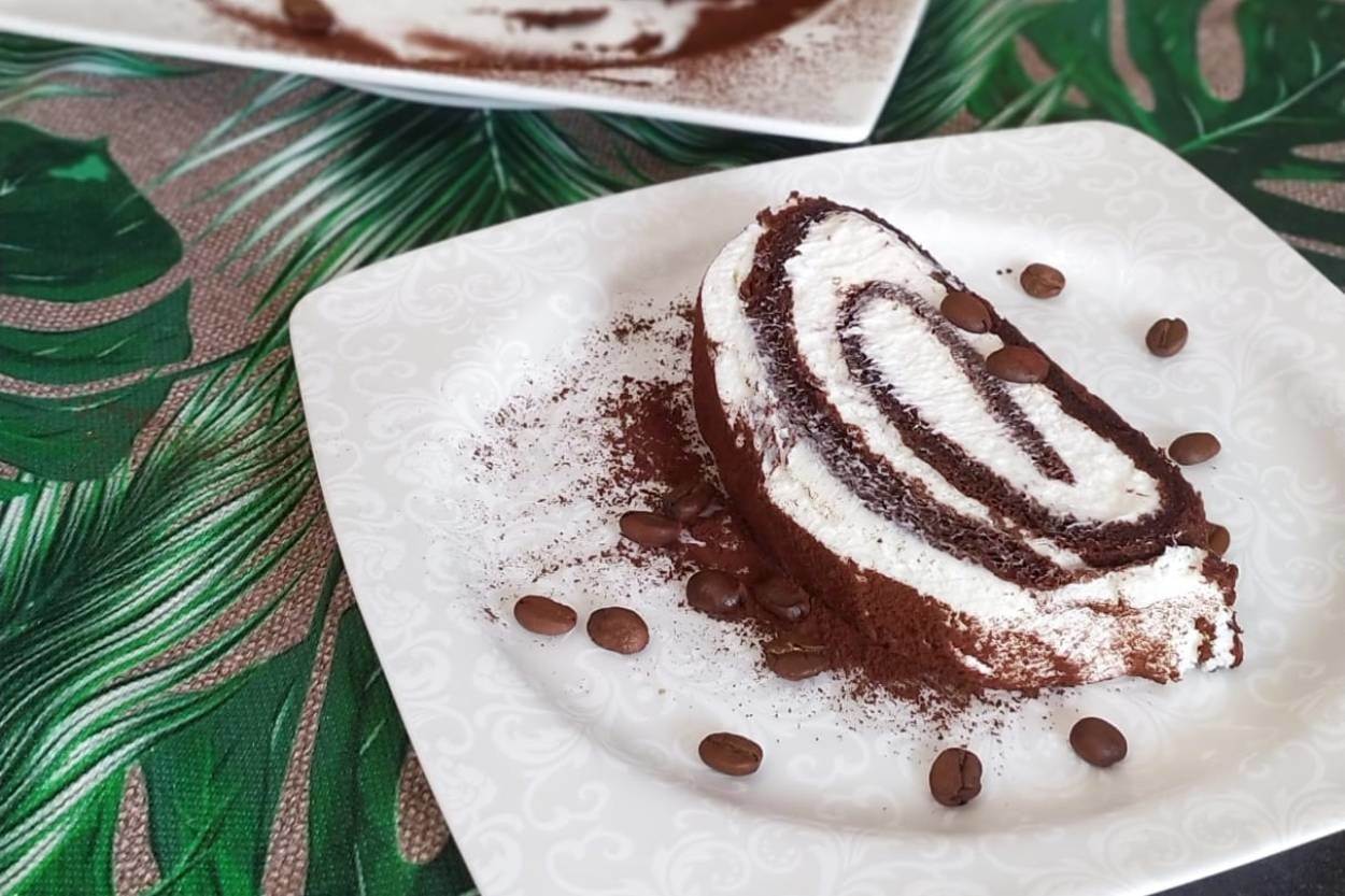 Görünümü Şahane: Tiramisu Rulo Pasta