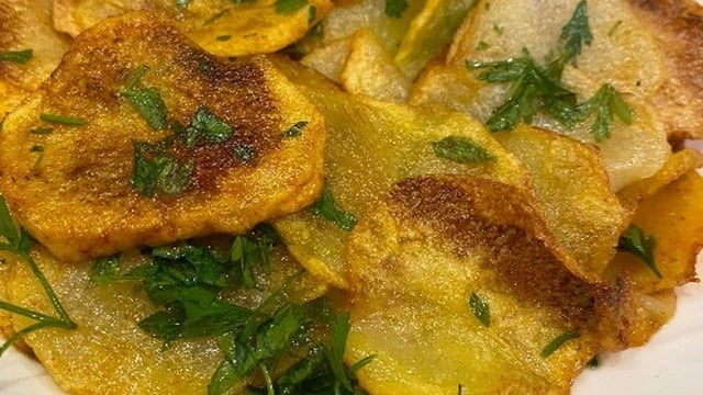 Her Öğünde: Soslu Patates Kızartması