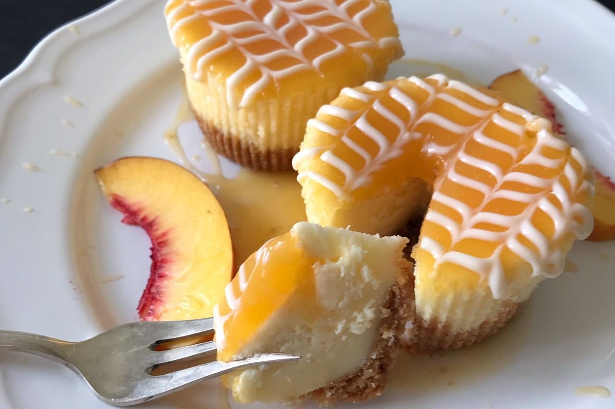 Porsiyonluk Lezzet: Şeftalili Cheesecake