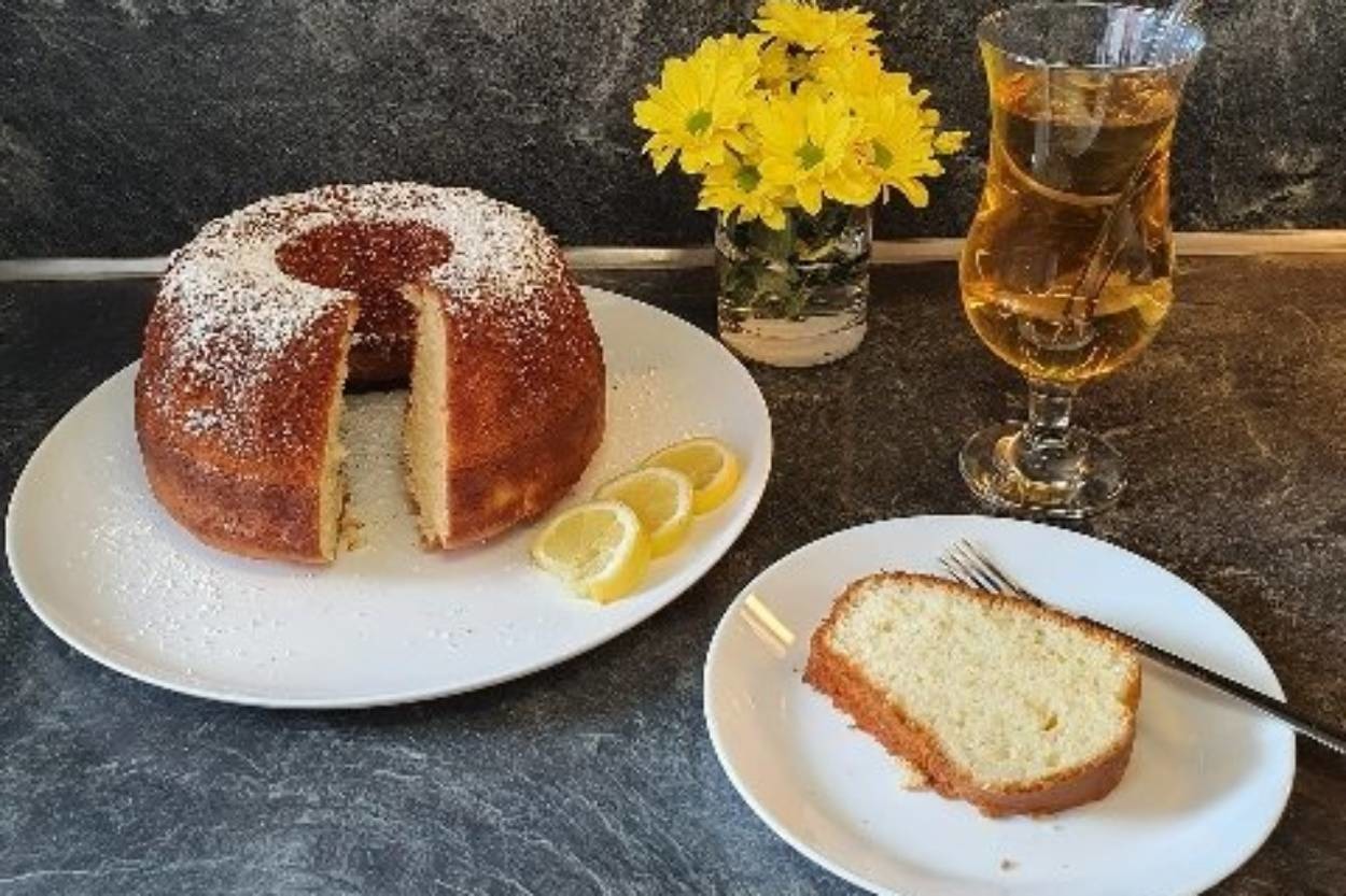 Dilim Dilim Yenir: Limonlu Pamuk Kek