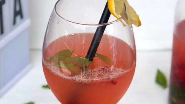 Serinletmesi Şahane: Frambuazlı Limonata