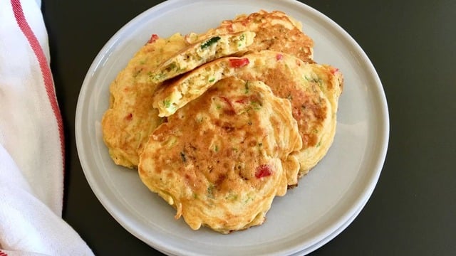 Akşam Üstü Çayın Yanına: Kabaklı Yulaf ve Mısır Unlu Pancake