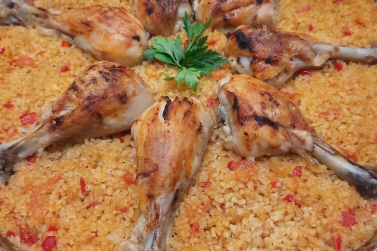 Akşama Enfes Yemek: Bulgurlu Tavuk Kapama