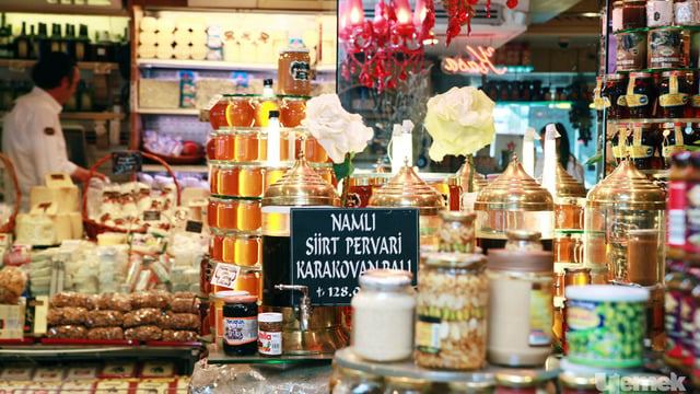 Namlı Gurme Karaköy: Şarküteri Cenneti Restaurant