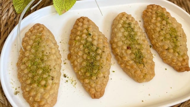 En Kolay Şerbetli Tatlılardan: Kalburabastı Tatlısı