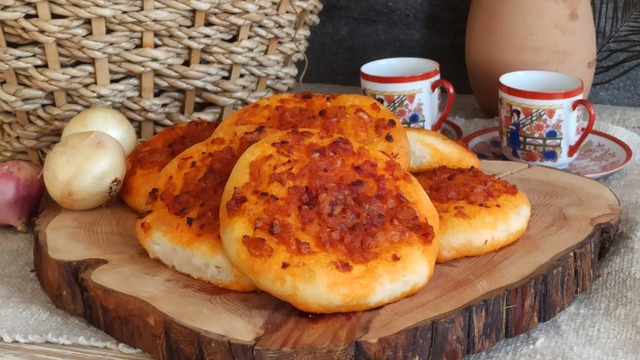 Tadı Damakta Kalan: Soğanlı Ekmek