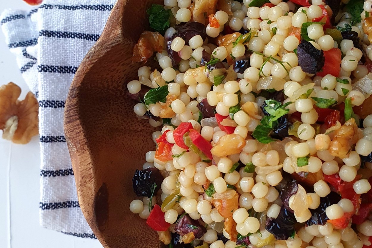Doyurmak Onun İşi: Kuskus Salatası