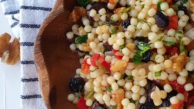 Doyurmak Onun İşi: Kuskus Salatası