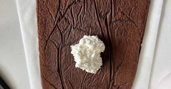 hindistan-cevizli-rulo-pasta-9
