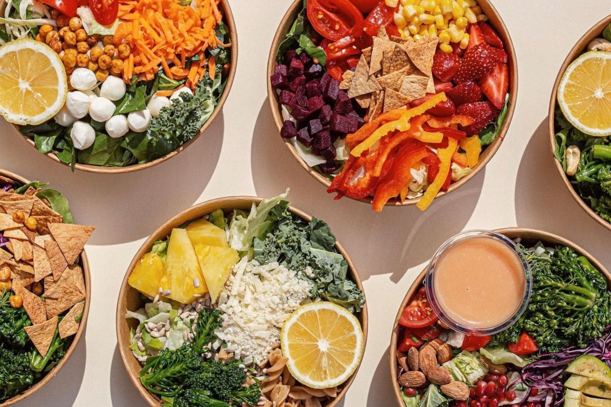 Diyet Değil Tercih: İstanbul'da Salata Yiyebileceğiniz En İyi 9 "Hafif" Mekan