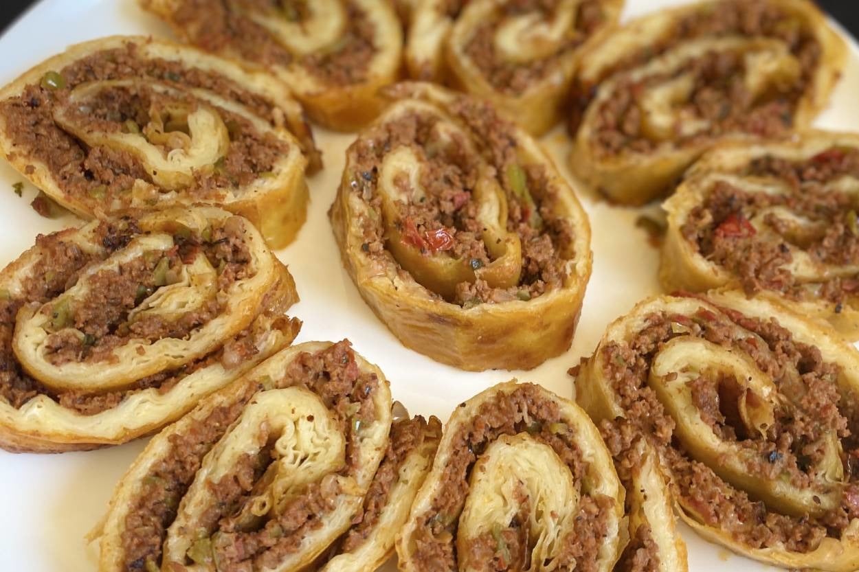 Bir de Böyle Deneyin: Lahmacun Börek