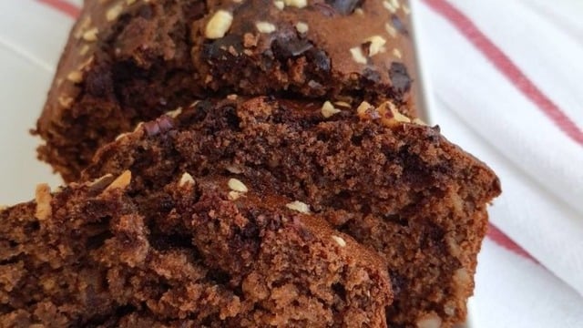 Çay Sohbetlerine: Çikolatalı Baton Kek