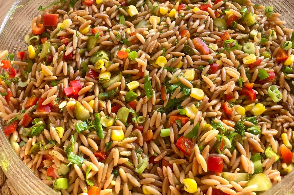 Rengarenk: Şehriye Salatası