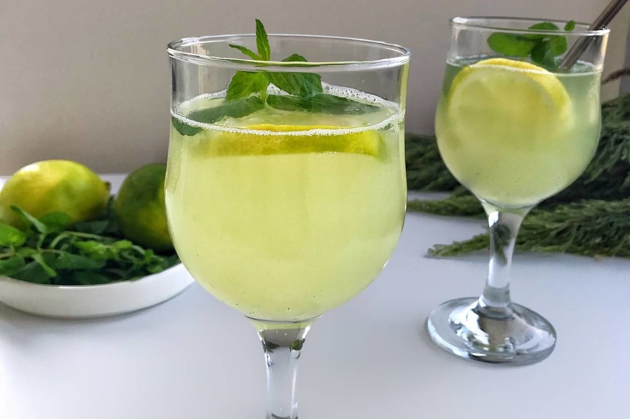 Güne Ferahlık Katan: Pratik Ev Yapımı Limonata