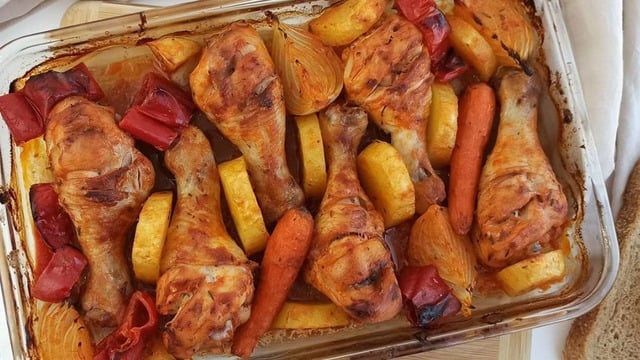 Hazırlanması Pratik: Fırında Soslu Tavuk