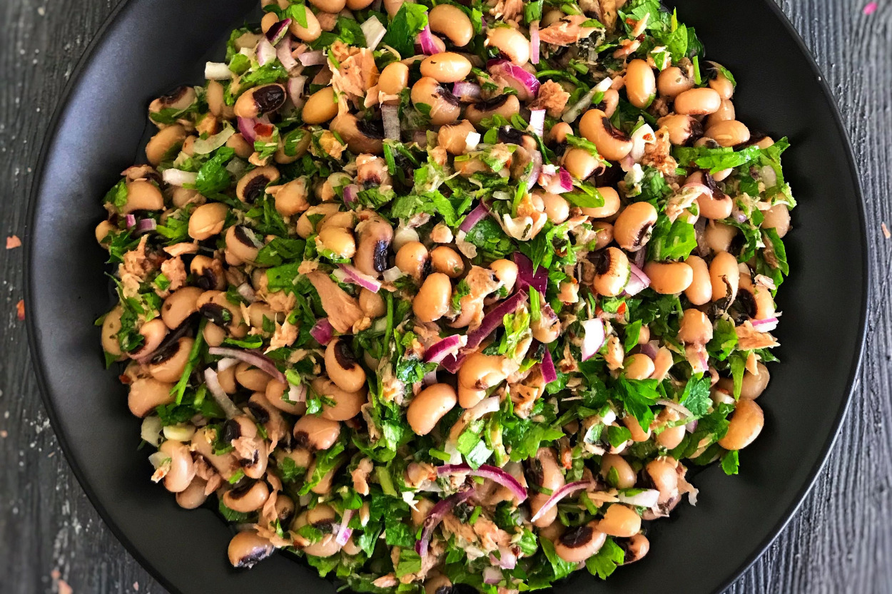 Lezzeti Dillere Dolanır: Ton Balıklı Börülce Salatası