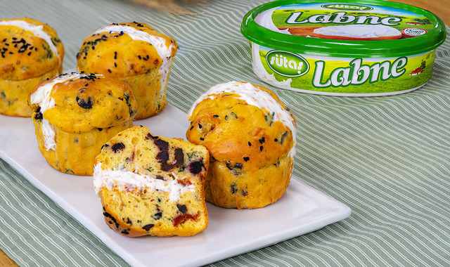 İçi Dolu Dolu: Labneli Muffin