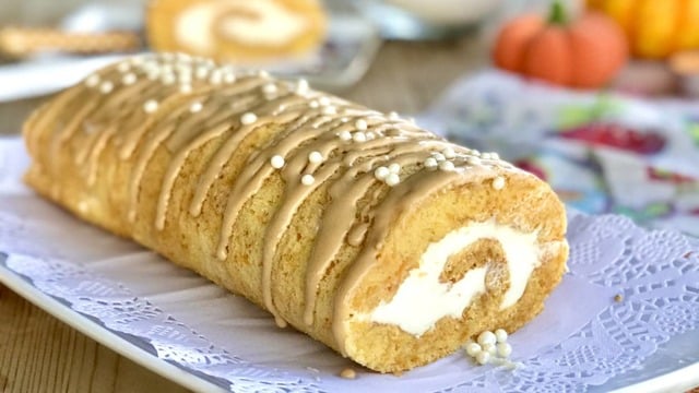 Kırılmadan Katlanabilen: Havuçlu Rulo Kek