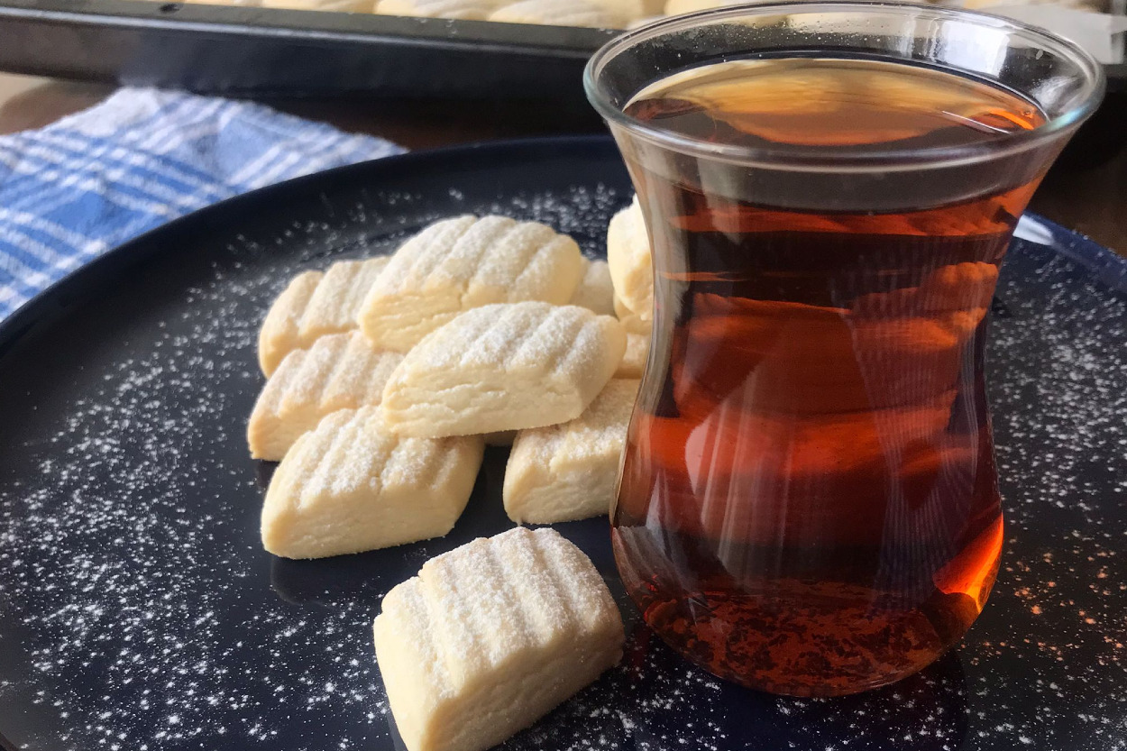 Ağızda Dağılsın, Tadı Unutulmasın: Kıyır Un Kurabiyesi