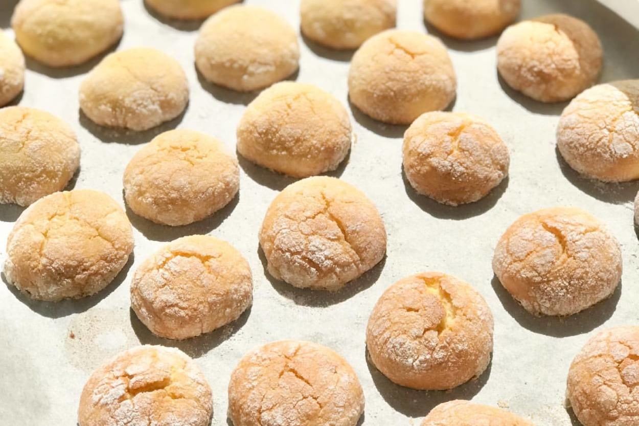 Nefis Kokusu ve Tadıyla: Limonlu Çatlak Kurabiye