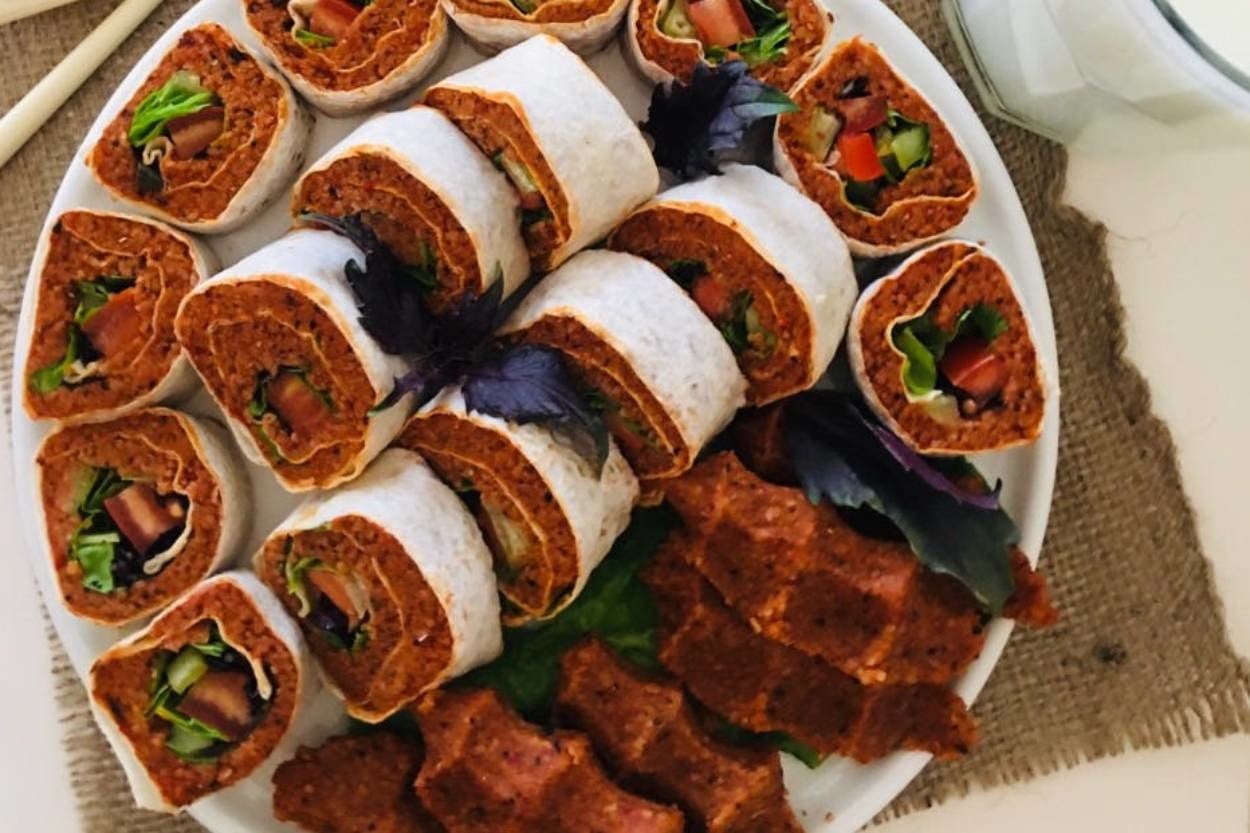 Damak Çatlatan: Sushi Çiğ Köfte