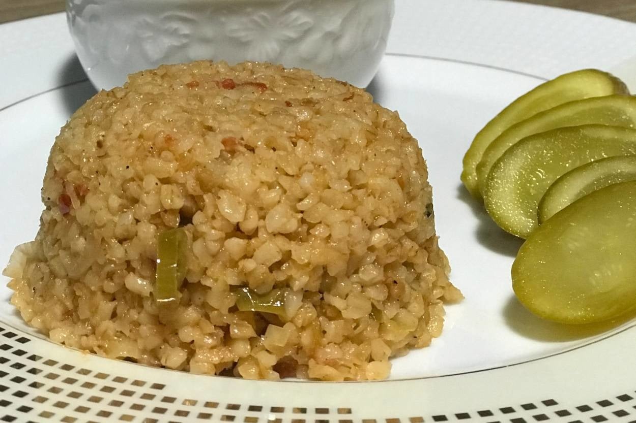 Anne Usulü Yemeklerden: Sebzeli Bulgur Pilavı