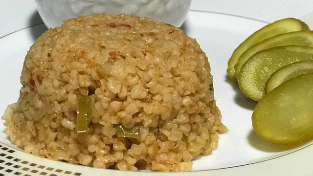 Anne Usulü Yemeklerden: Sebzeli Bulgur Pilavı