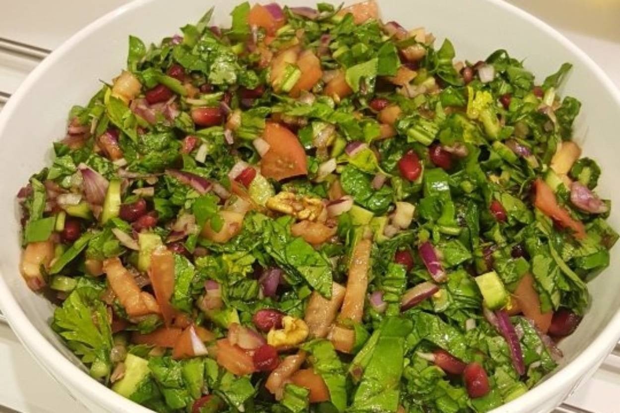 Her Yemeğin Yanına: Rokalı Gavurdağı Salatası