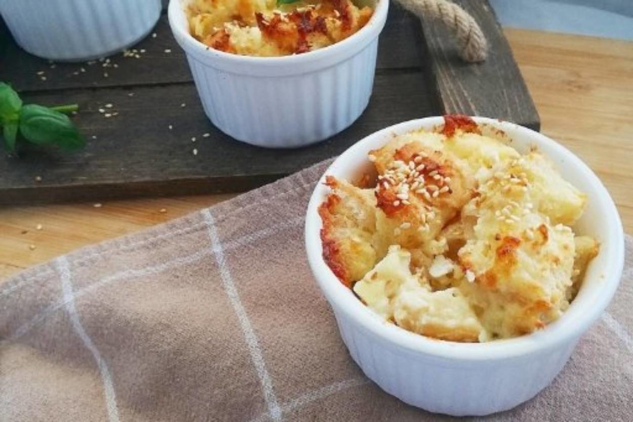 Bayat Ekmekleri Değerlendirme Vakti: Üç Peynirli Ekmek Muffin