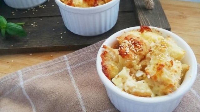 Bayat Ekmekleri Değerlendirme Vakti: Üç Peynirli Ekmek Muffin