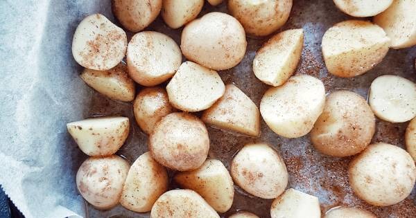 firinda-baharatli-bebek-patates-adim