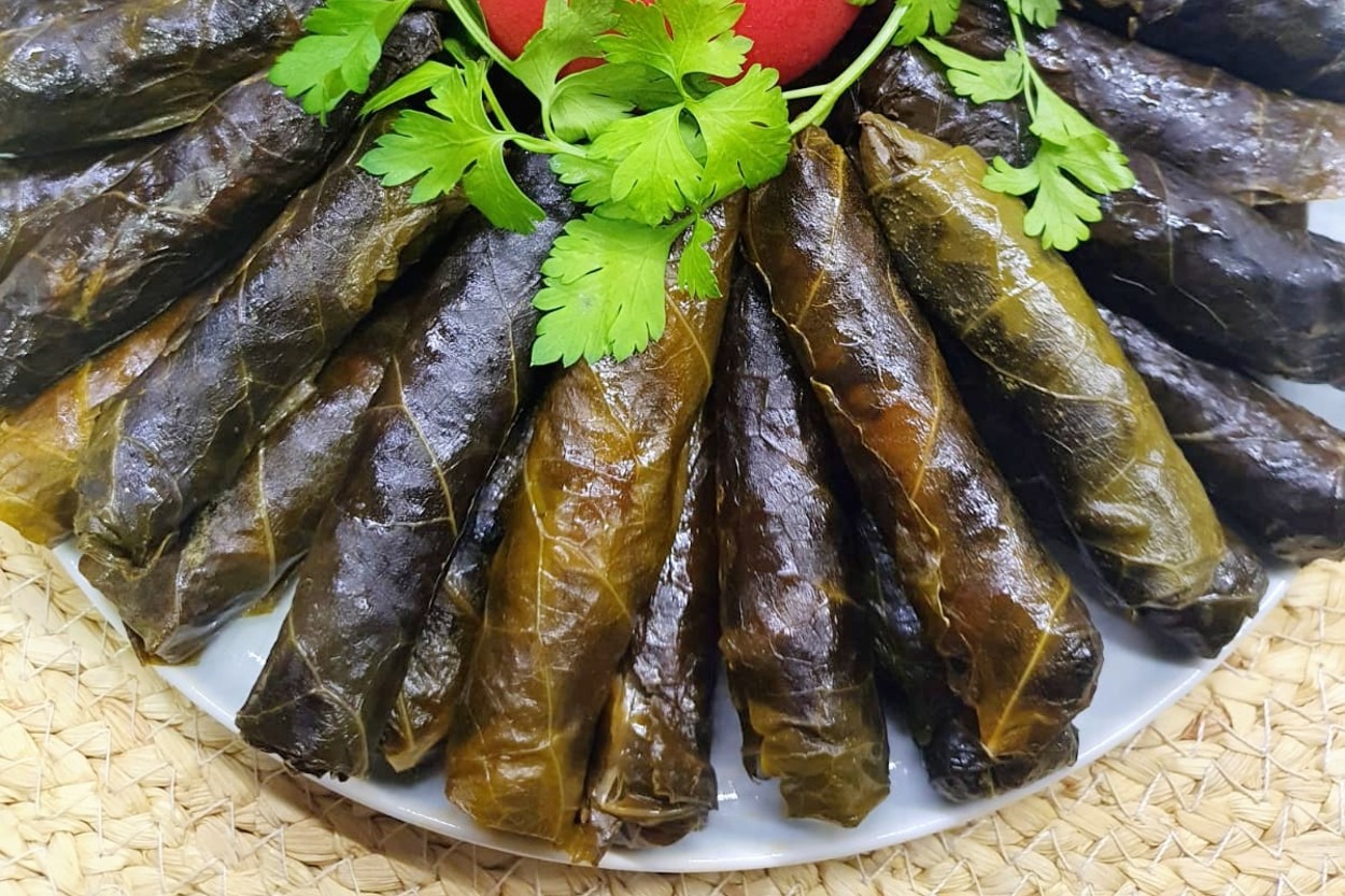 Her Emeğe Değer: Zeytinyağlı Karalahana Sarması