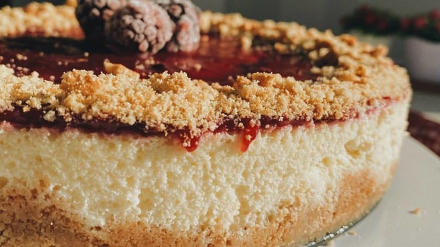 Tadıyla Sizi Mest Edecek: Orman Meyveli Cheesecake