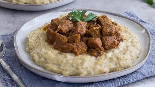 Patlıcanın Eşsiz Lezzeti: Tam Ölçülü Hünkar Beğendi