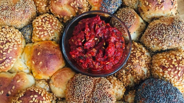 Pazar Kahvaltılarına: Minik Puf Çörekler