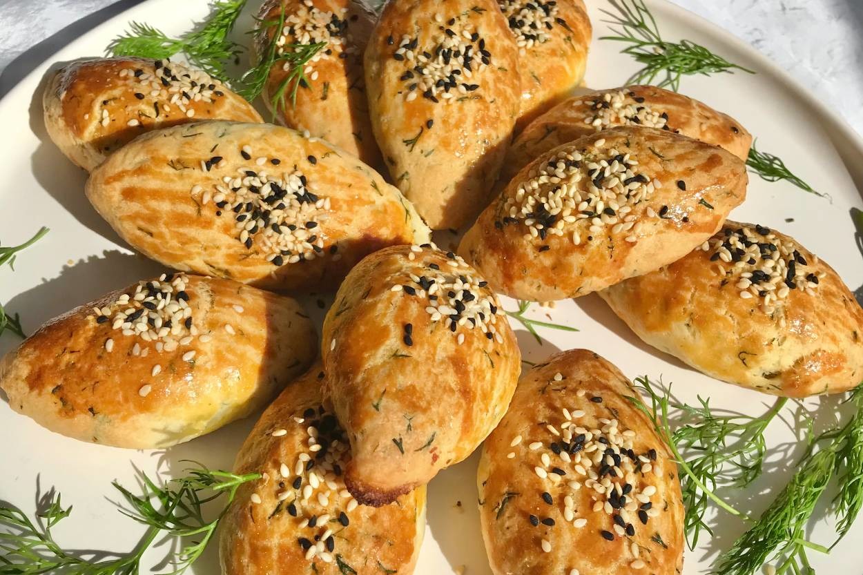 Pratik Tarif: Dereotlu Nefis Poğaça