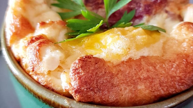 Kahvaltı Sofrasına Seviye Atlatır: Pastırmalı Yumurta Güveç