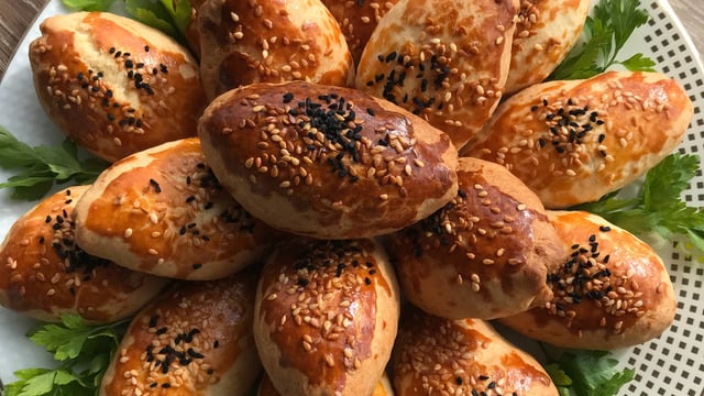 Bayatlamayan Dokusuyla: Mayasız Yumuşak Poğaça